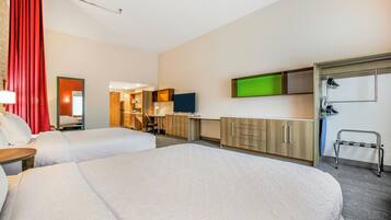 Suite estudio, 2 camas Queen size, tina | Tabla de planchar con plancha, cunas gratuitas y wifi gratis