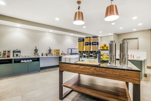 Free daily buffet breakfast