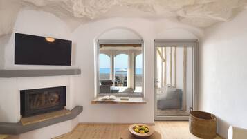 Sea Executive Grand Suite | Safe på rommet, skrivebord, strykejern/-brett og wi-fi (inkludert)