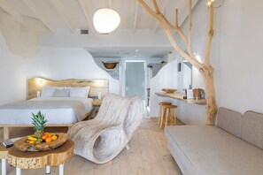 Senior Studio Suite, Sea Facing | In-room safe, desk, iron/ironing board, free WiFi - Olympa Suites (Dio-Olympos)