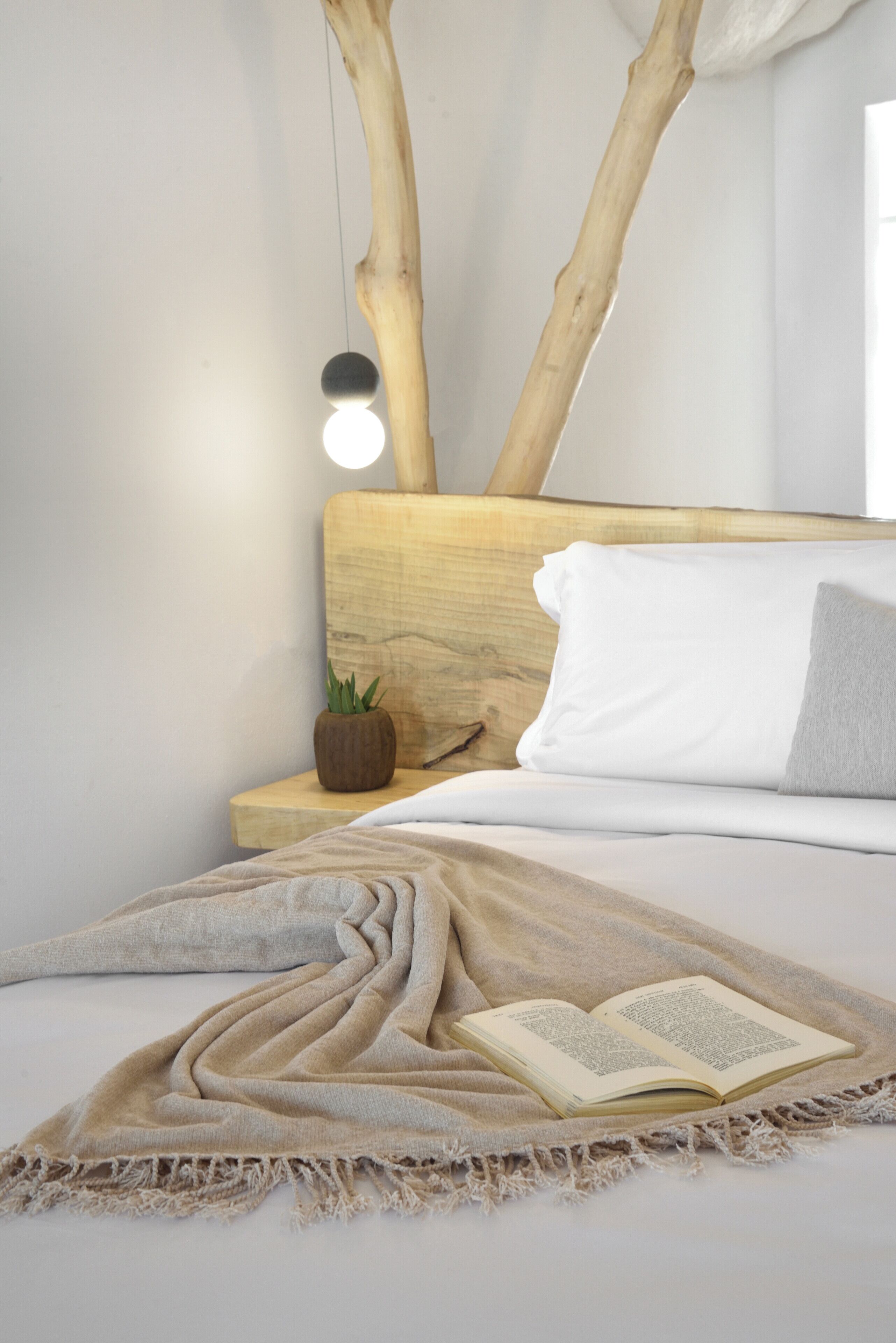 Sea Junior Suite | Caja de seguridad en la habitación y escritorio 