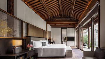 迷你吧、房內夾萬、遮光窗簾/窗簾、隔音