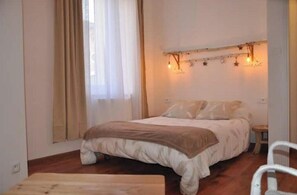 2 bedrooms, WiFi