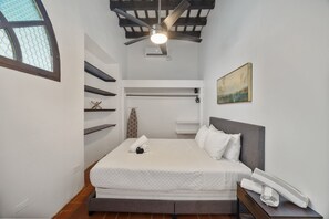 2 slaapkamers, een strijkplank/strijkijzer