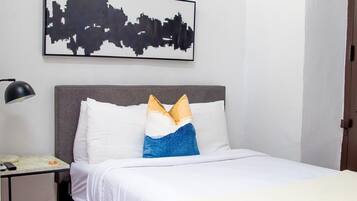 2 chambres, fer et planche à repasser