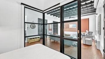 3 bedrooms, iron/ironing board