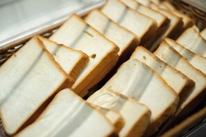 Ilmainen päivittäinen buffetaamiainen