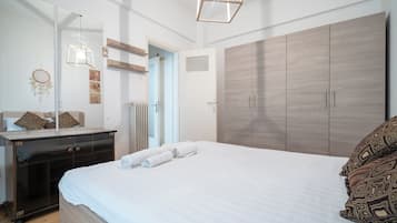1 chambre, fer et planche à repasser, Wi-Fi, literie fournie