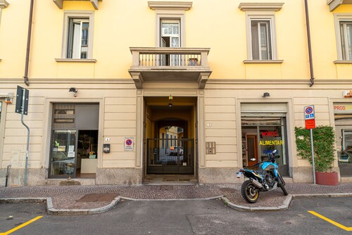 Modern Apartment at Via Carloni 