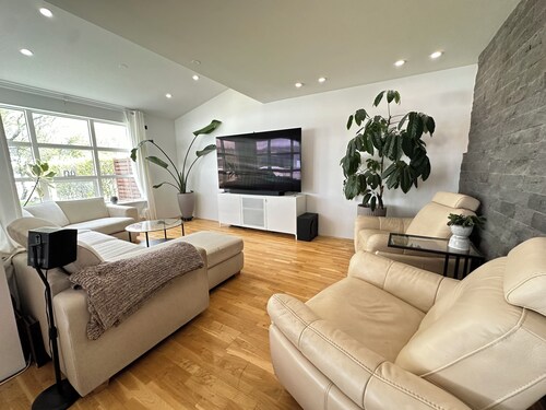 Modern Townhouse in Mosfellsbær