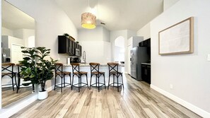 Private kitchen - Behemian 4Bd Villa w/ Pool at Solana Resort (Davenport)