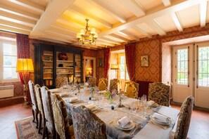 Banquet hall - Château Bagen (SAUVETERRE DE COMMINGES)