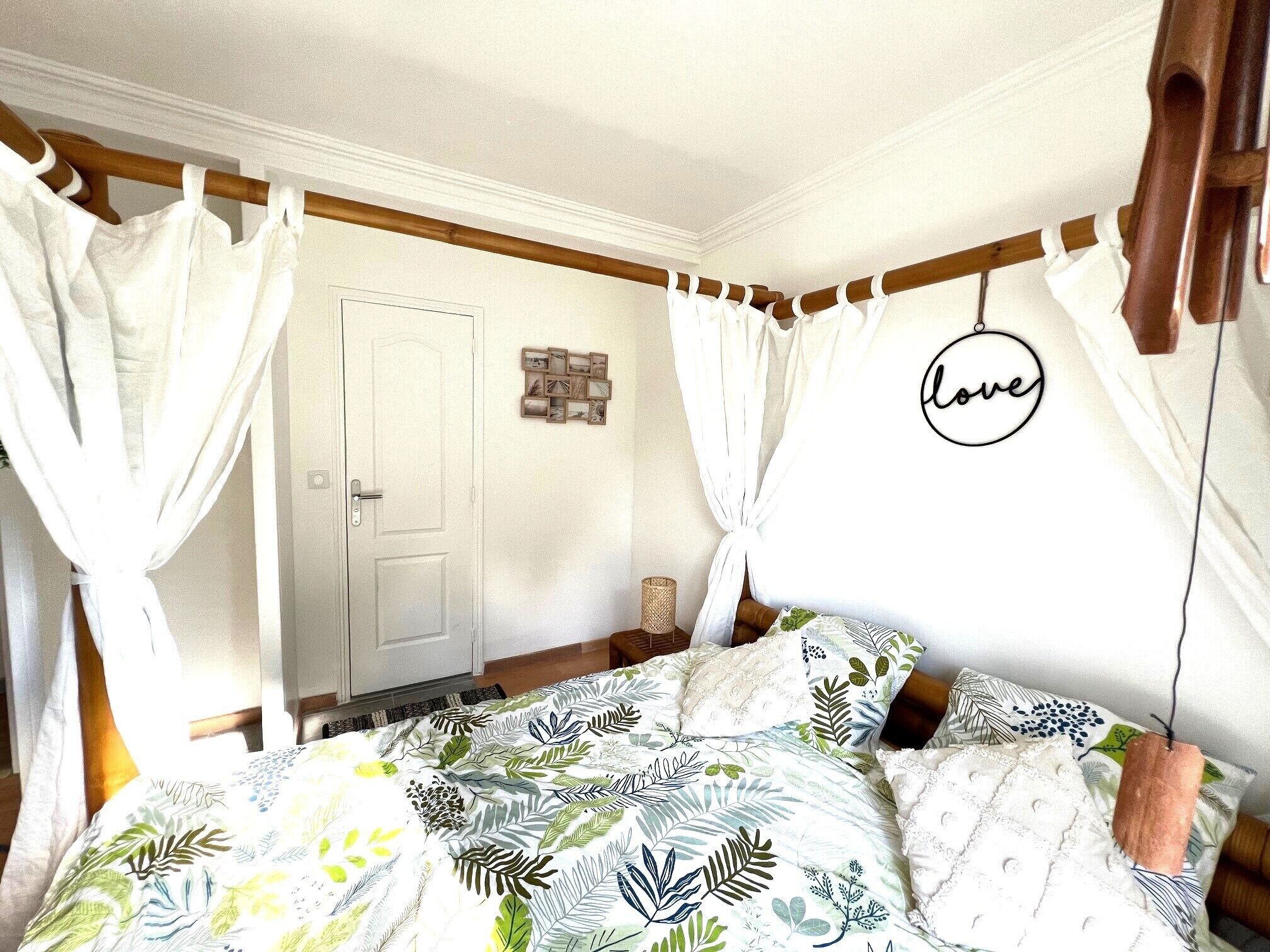 5 chambres, fer et planche à repasser, Wi-Fi gratuit, draps fournis