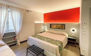 1 bedroom, WiFi, bed sheets - Beautiful Superior Room, elegant and refined in the heart of San Gimignano.  (San Gimignano)