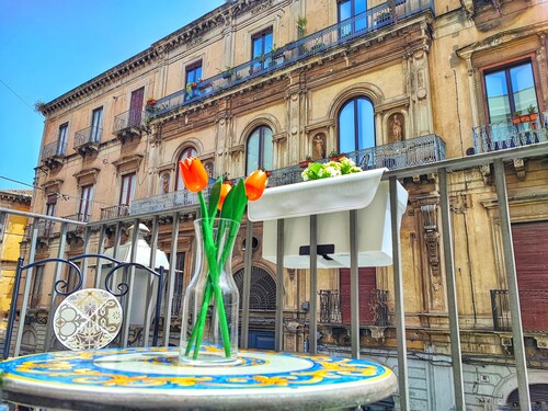 Exclusive Stay [Duomo View + 5 Balconies]