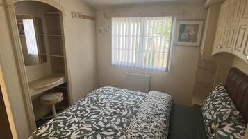 Cabin | 2 bedrooms, free WiFi, bed sheets