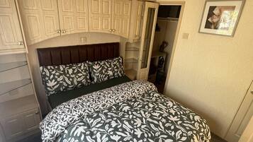 Cabin | 2 bilik tidur, Wi-fi percuma, cadar katil