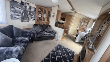 Cabin | Ruang tamu | Pendiangan