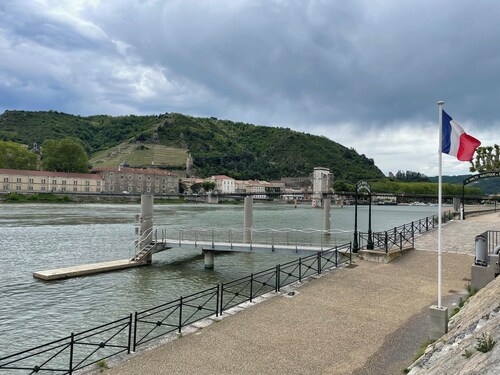 La Batellerie, vue sur le Rhône