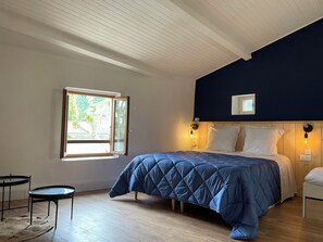 2 bedrooms, iron/ironing board, WiFi, bed sheets - La Batellerie, view of the Rhône (Tain l’hermitage)