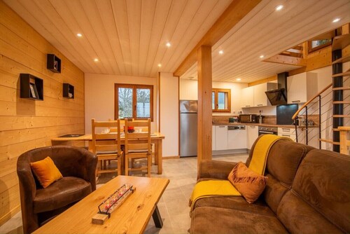 Le Chalet Lovecy - View of the mountains 4/5 people