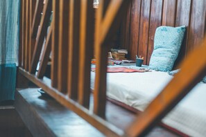 Living area - Yor Song Hostel (Pai)