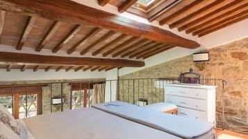 Casa | 2 camere, ferro/asse da stiro, culle/letti per bambini (gratuiti)