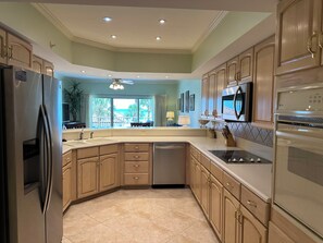 Fridge, microwave, oven, stovetop - Coral Reef Unit #204, second floor unit with wonderful pool and beach view (Panama City Beach)