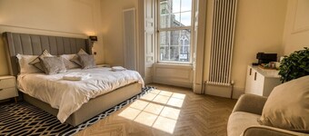 'Douglas' in Allandale ApartHotel