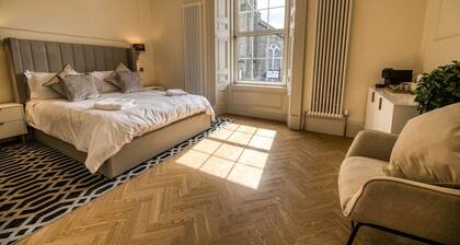 'Douglas' in Allandale ApartHotel