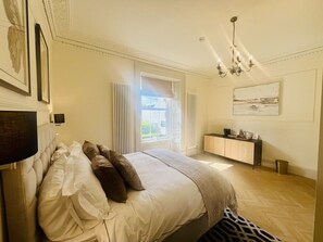 1 Schlafzimmer, Schreibtisch, Bügeleisen/Bügelbrett, WLAN