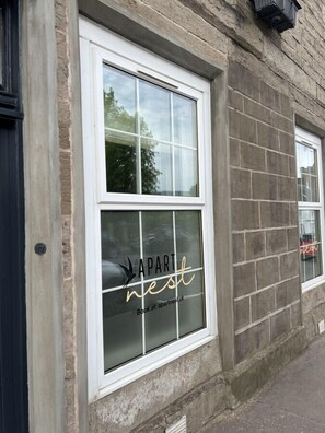 Exterior detail - 'Douglas' in Allandale ApartHotel (Auchterarder)