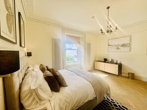 1 Schlafzimmer, Schreibtisch, Bügeleisen/Bügelbrett, WLAN