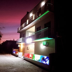 Fachada de la propiedad