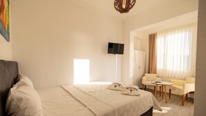 Economy Double or Twin Room, Garden View | Desk, laptop workspace, free WiFi, bed sheets - pusula otel restaurant (Urla)