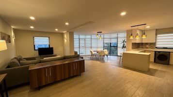 Premium Suite | Living area