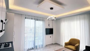 Classic Apartment | Laptop workspace, iron/ironing board, free WiFi, bed sheets