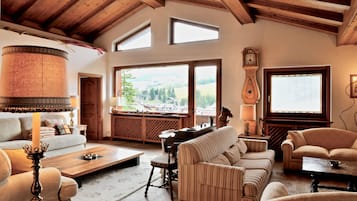 TV, DVD player, offices