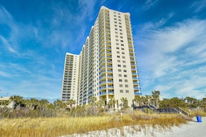 Condo, 3 quartos | Fachada