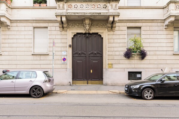 Exterior - Classy apartment in the heart of Milan (Milano)