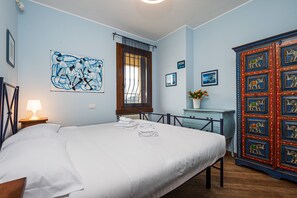 4 chambres, bureau, fer et planche à repasser, Wi-Fi