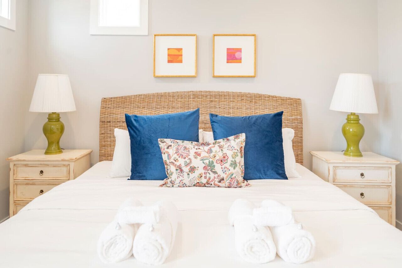 3 slaapkamers, een bureau, een strijkplank/strijkijzer, wifi