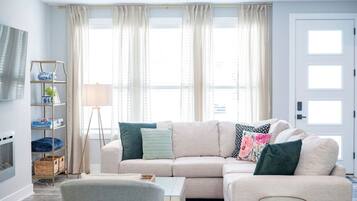 Televisión, chimenea