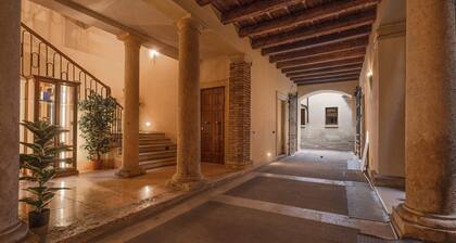 Palazzo Cavalli - Oriente