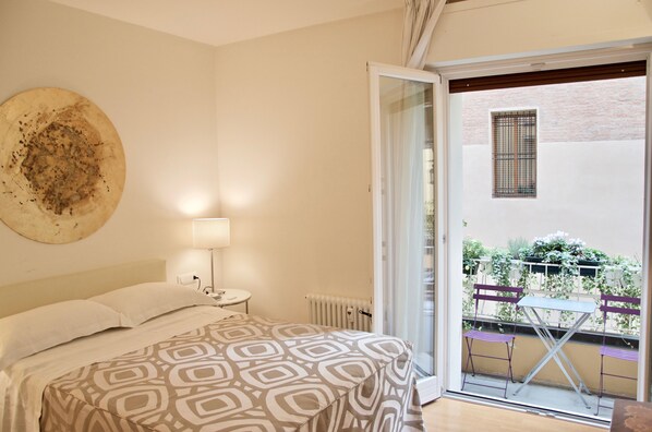 1 chambre, fer et planche à repasser, Wi-Fi, draps fournis