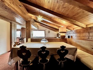 Dining - Beautiful 3 bedroom flat in Cortina d'Ampezzo (Cortina d'Ampezzo)