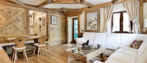 Televisión, oficina