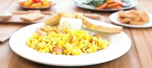 Colazione continentale inclusa, servita tutte le mattine 