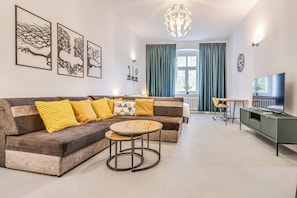 Comfort Studio | Iron/ironing board, free WiFi, bed sheets - RentPlanet - Kazimierza Wielkiego (Wroclaw)