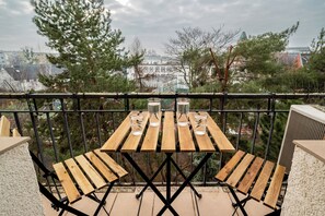 Apartment | Balcony - RentPlanet - Kazimierza Wielkiego (Wroclaw)